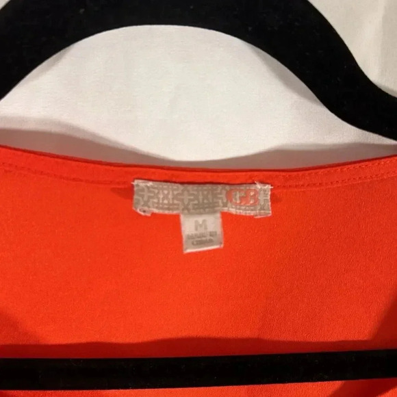 Gianni Bini Blouse Women's Medium Red Floral Short Sleeve Round Neck - Picture 3 of 6